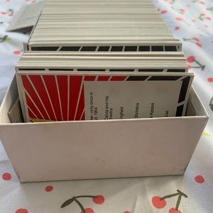 Vintage Radio AM/FM trivia game